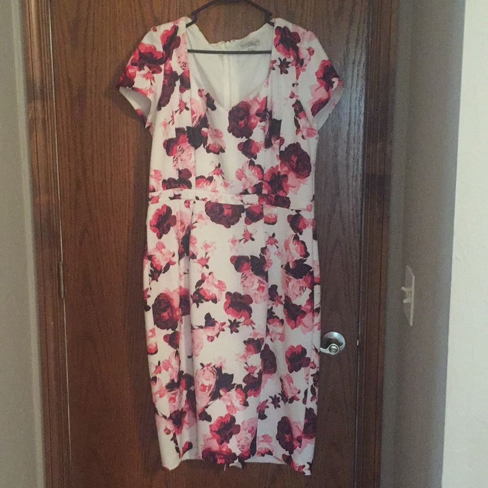 Eva Mendes Floral Pencil Dress